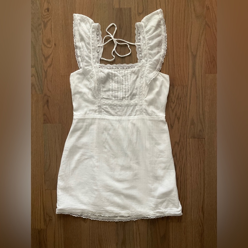 Mini Abercrombie White Open Back Dress